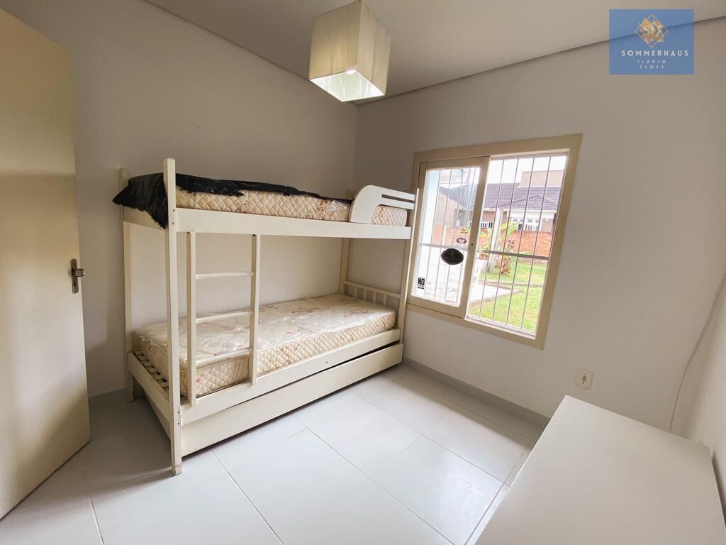 Casa à venda com 3 quartos, 217m² - Foto 19