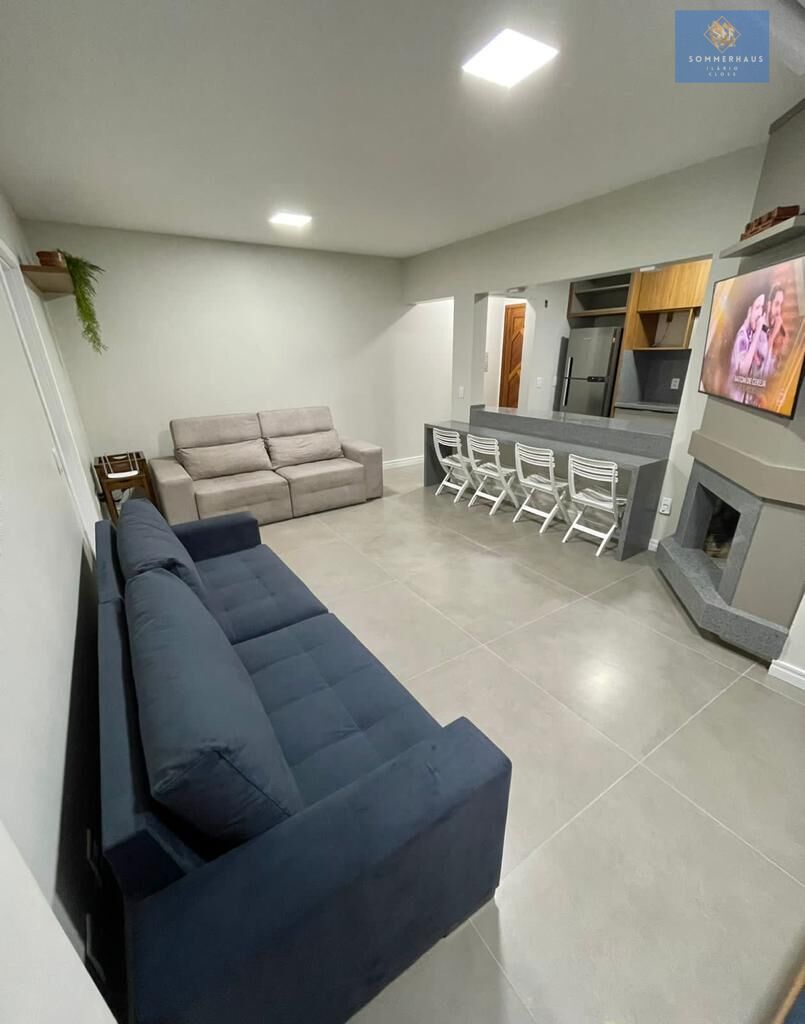 Apartamento à venda com 2 quartos, 70m² - Foto 3