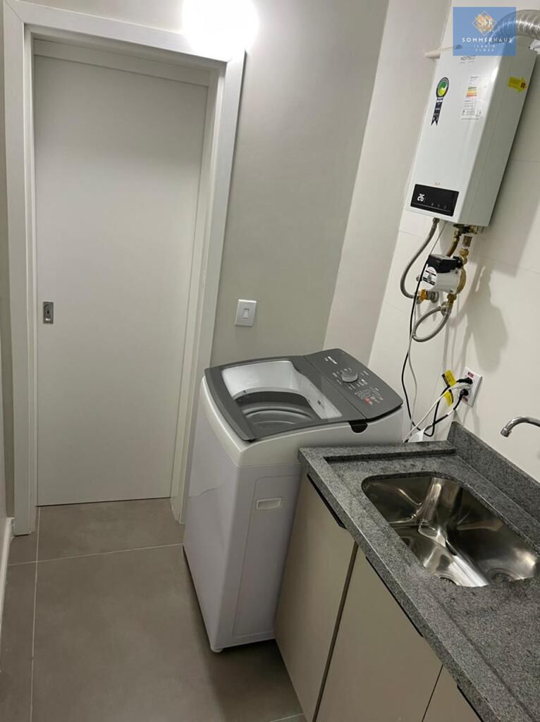 Apartamento à venda com 2 quartos, 70m² - Foto 13