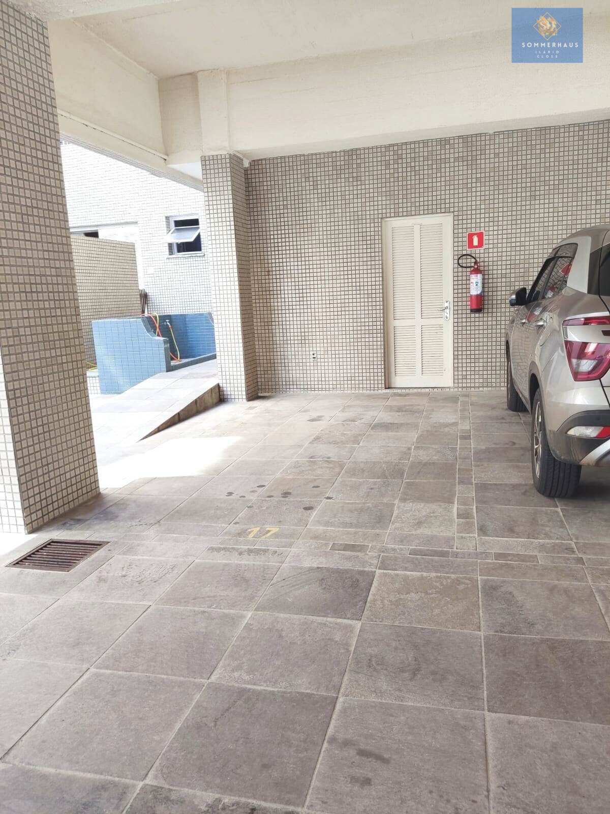 Apartamento à venda com 2 quartos, 80m² - Foto 18