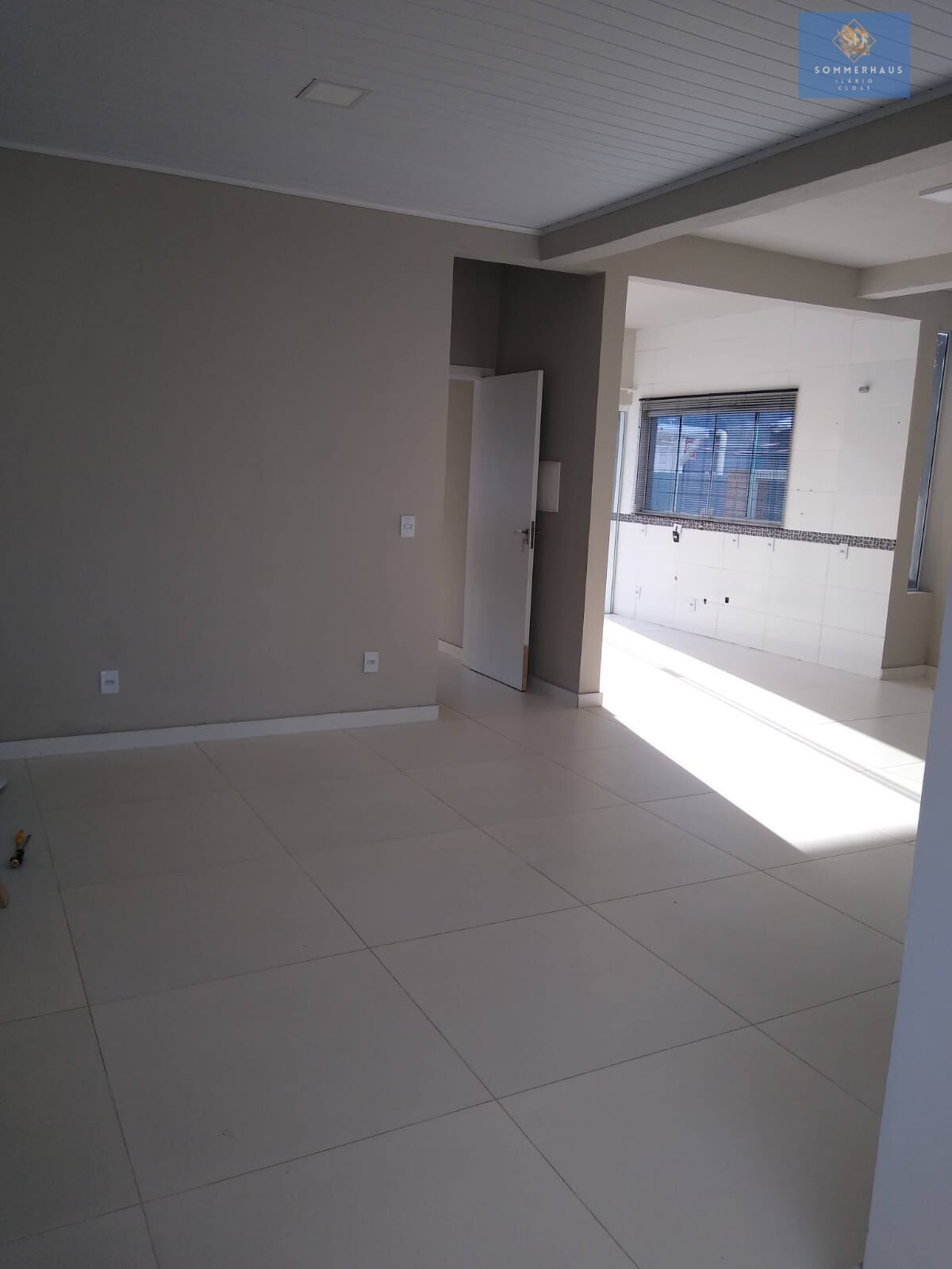 Casa à venda com 3 quartos, 300m² - Foto 17