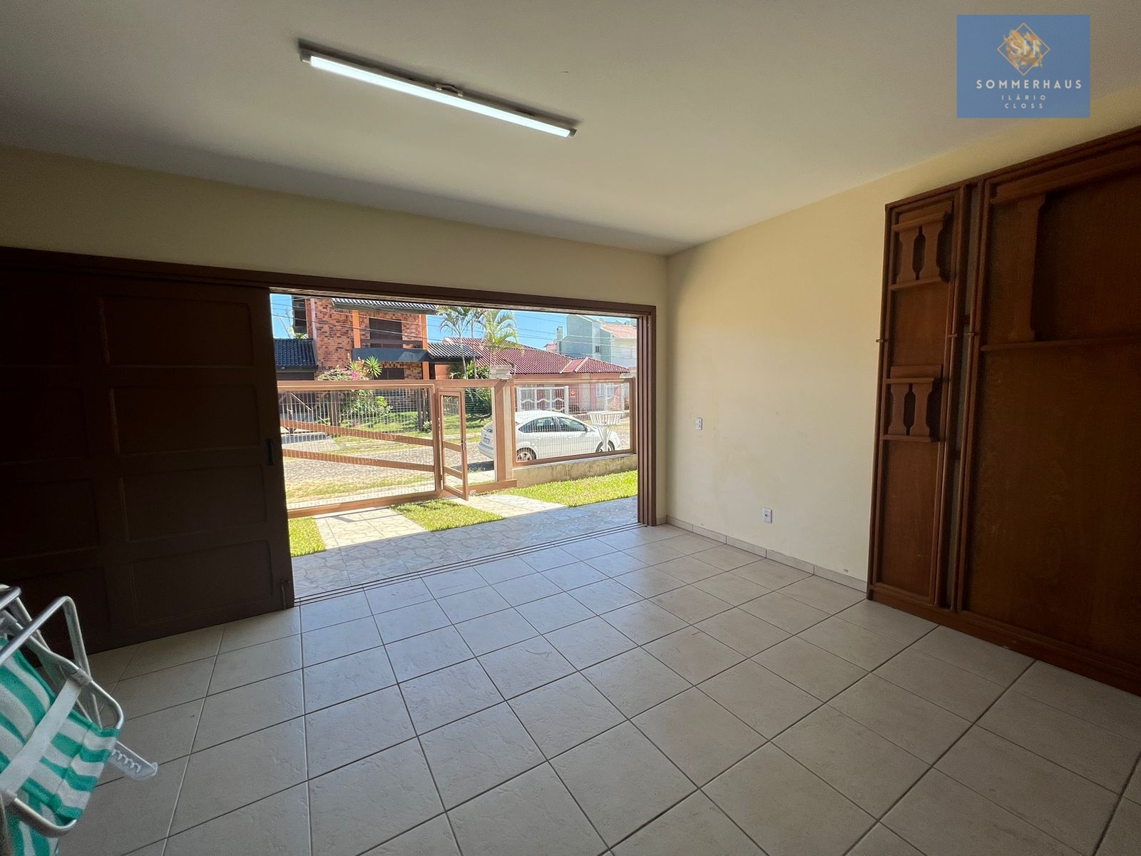 Casa à venda com 3 quartos, 300m² - Foto 4