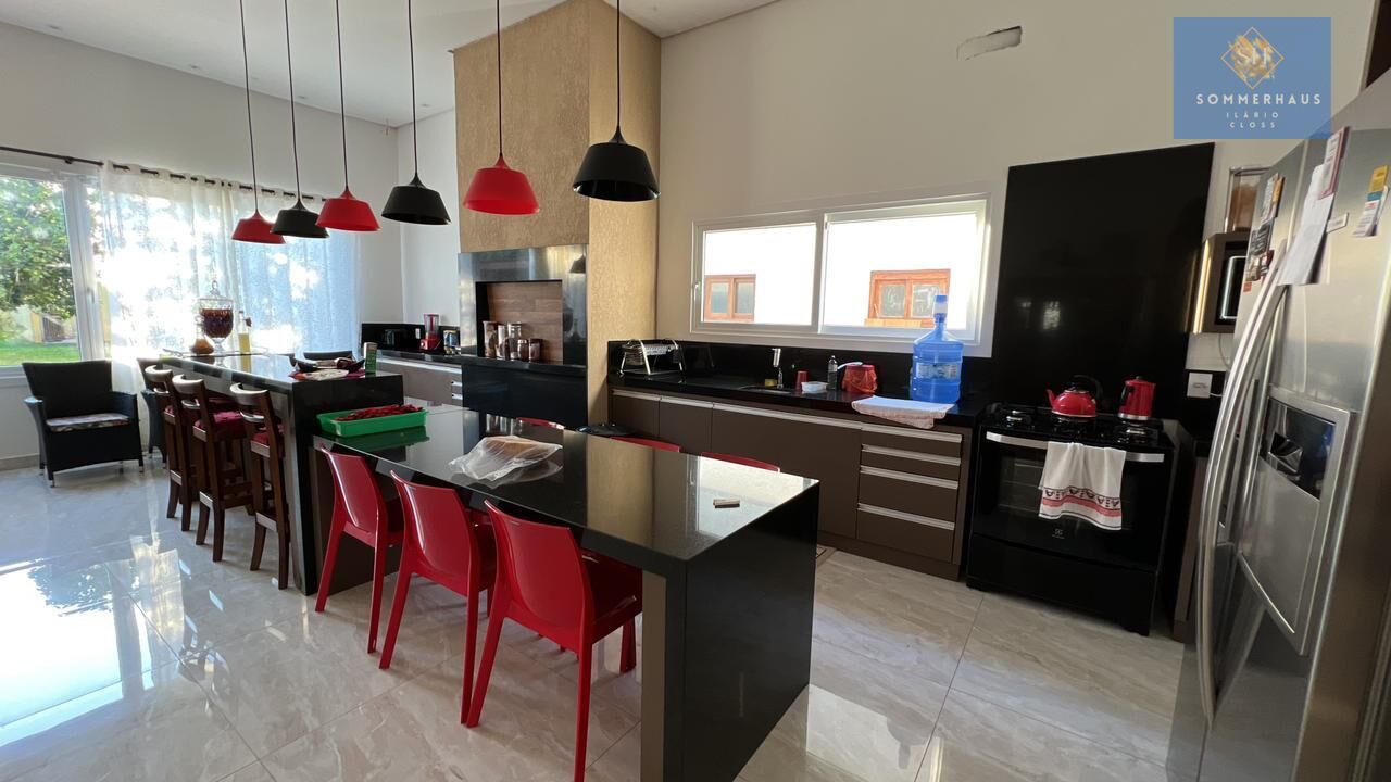 Casa à venda com 4 quartos, 272m² - Foto 17