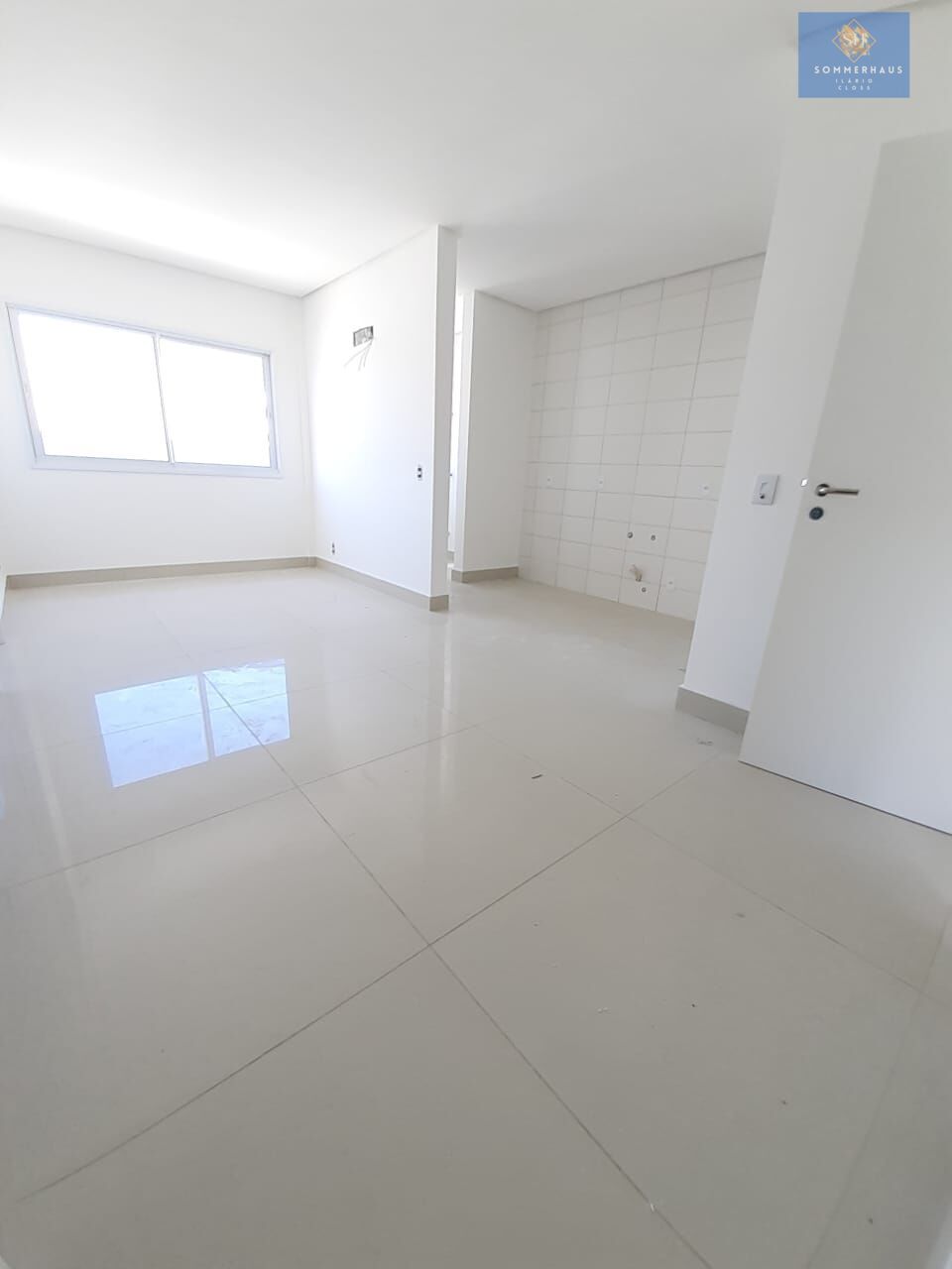 Apartamento à venda com 1 quarto, 68m² - Foto 1