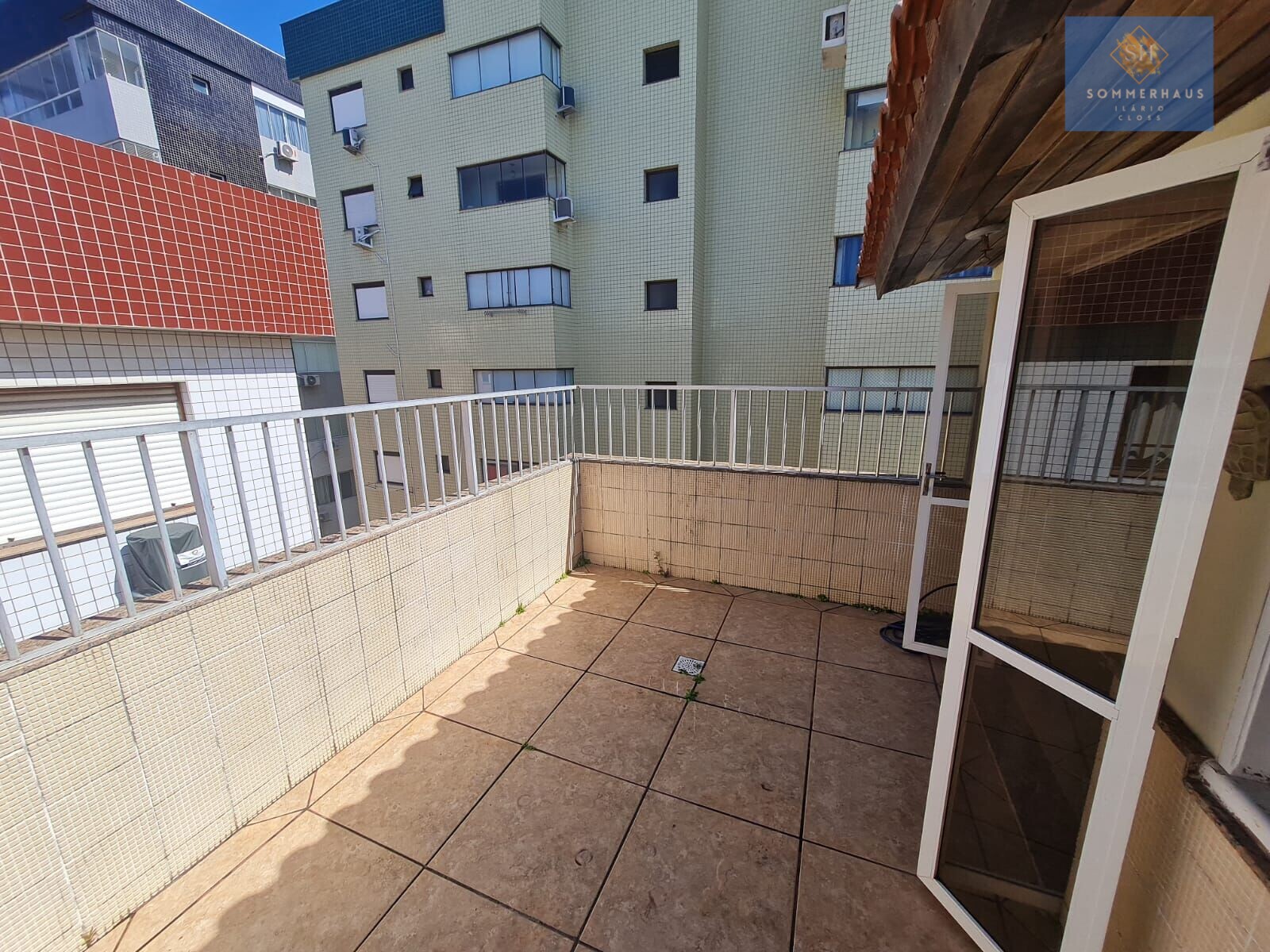 Apartamento à venda com 2 quartos, 76m² - Foto 14