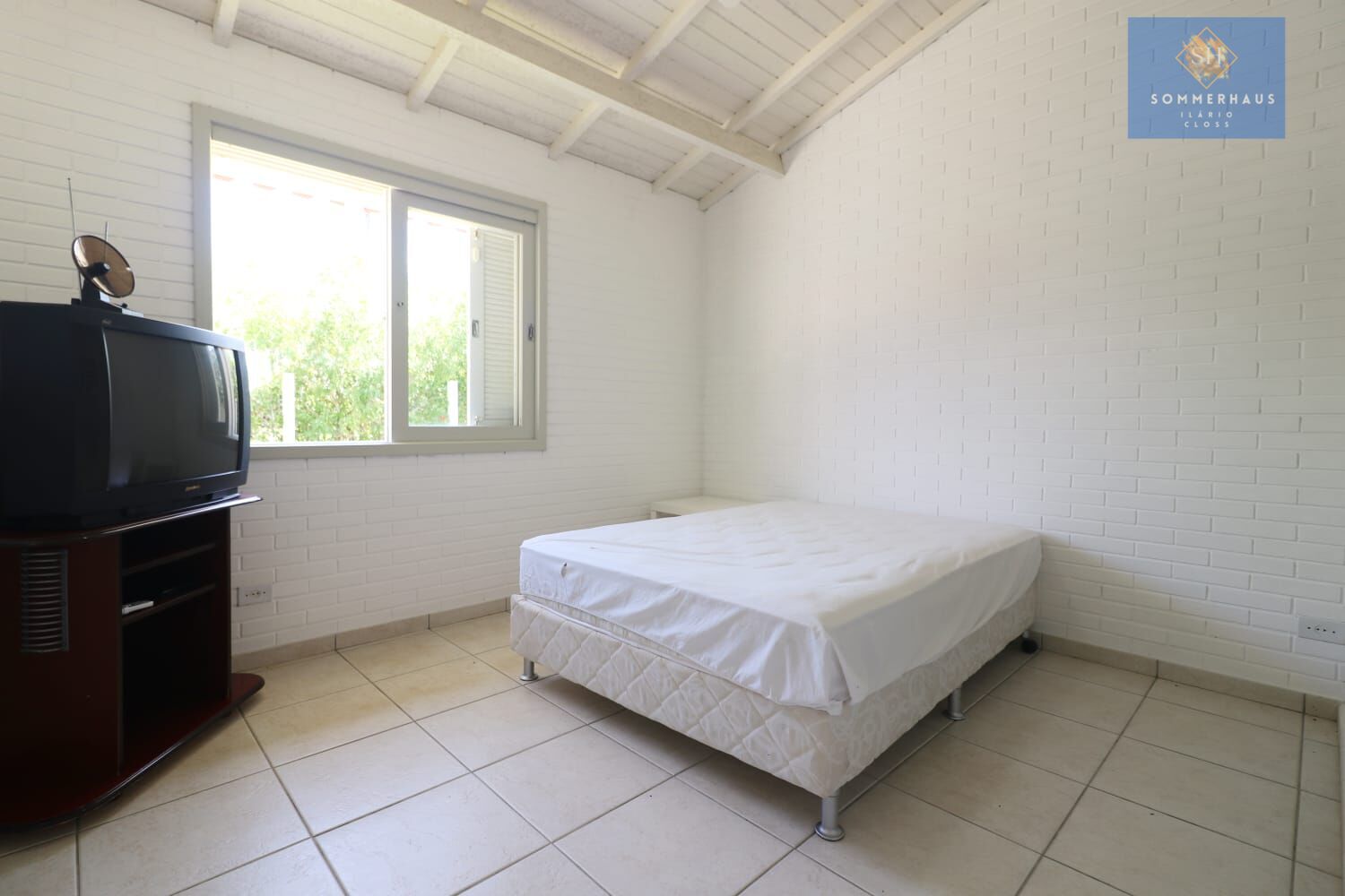 Casa à venda com 3 quartos, 182m² - Foto 14