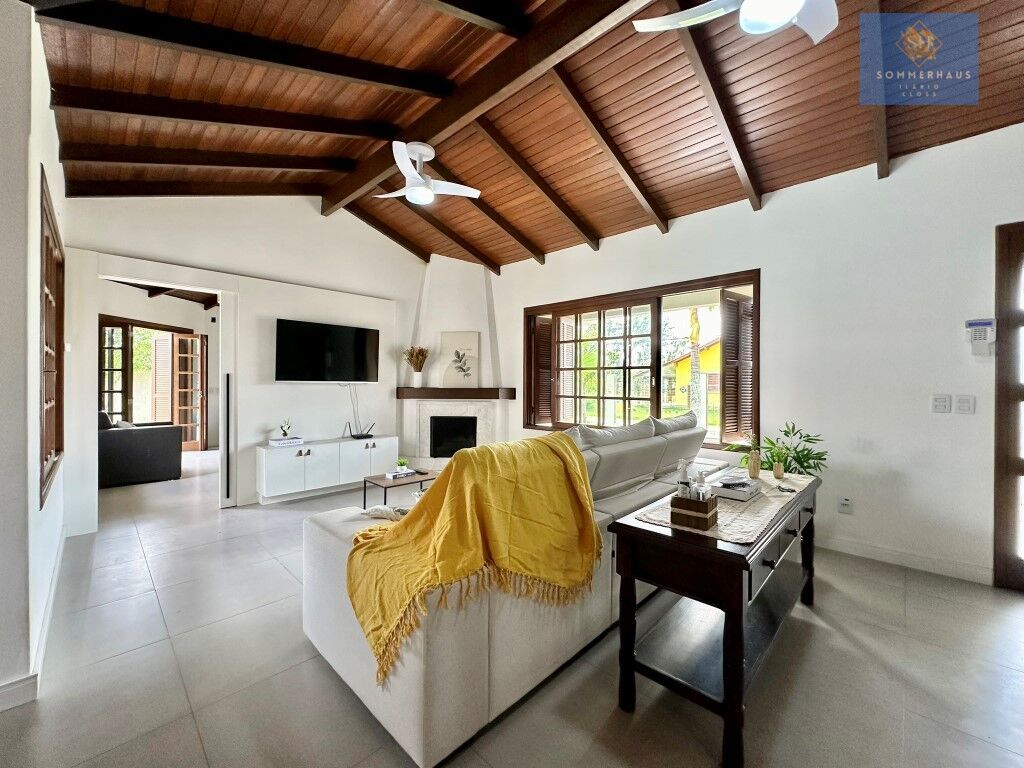 Casa à venda com 4 quartos, 171m² - Foto 8