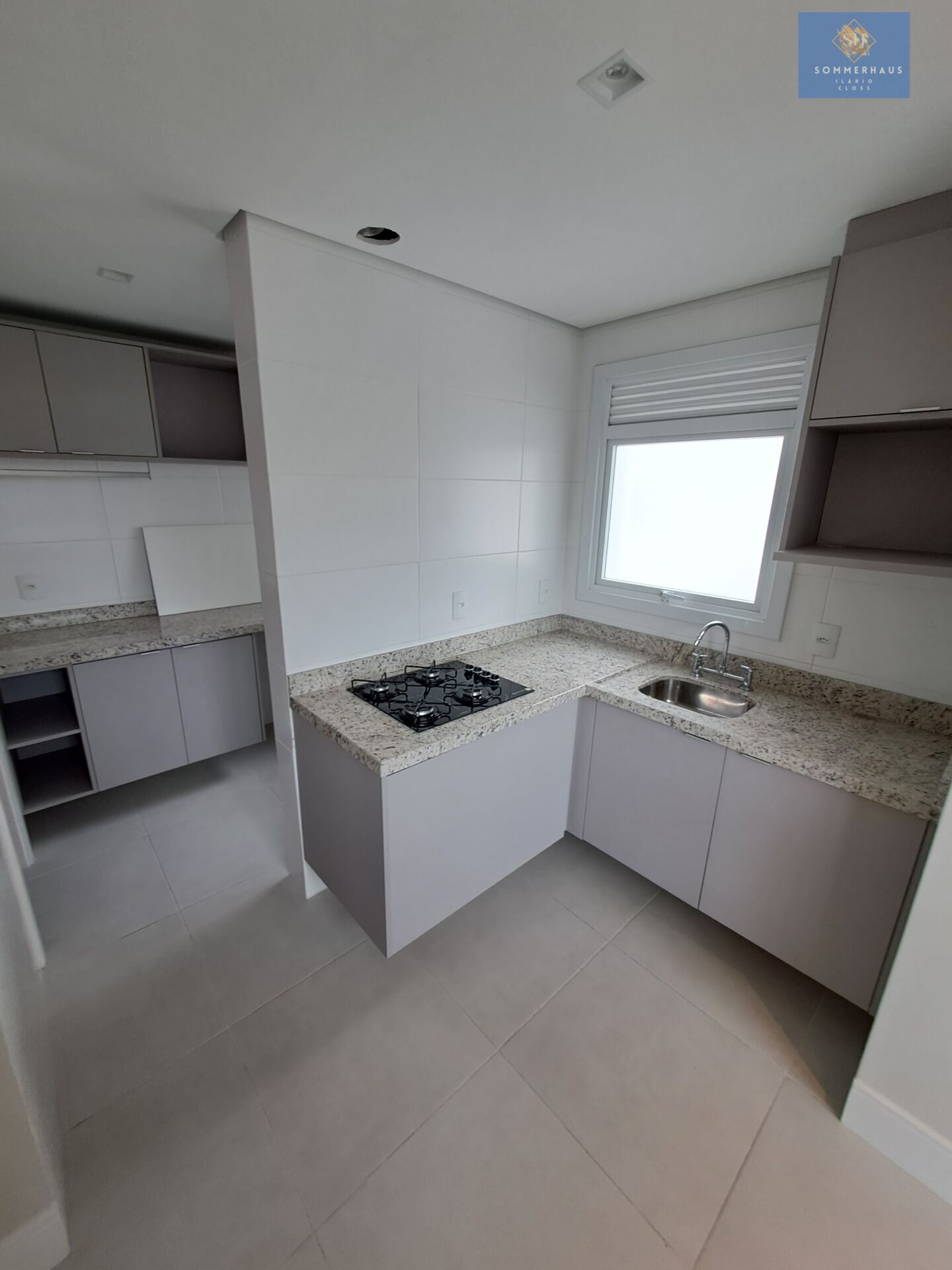 Apartamento à venda com 3 quartos, 166m² - Foto 5