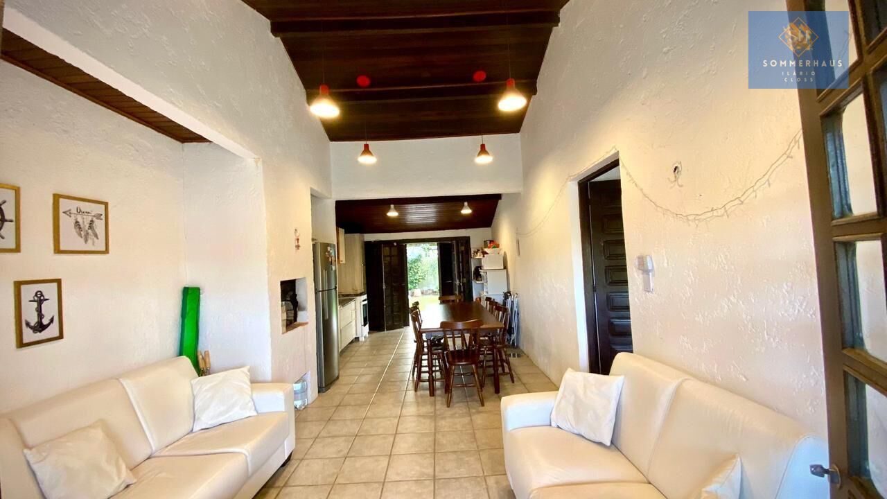 Casa à venda com 3 quartos, 90m² - Foto 4