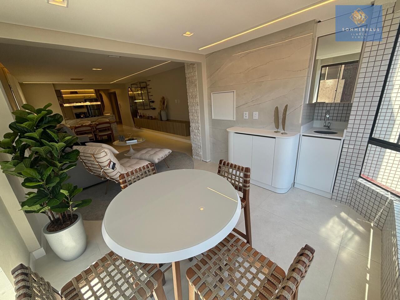 Apartamento, 3 quartos, 140 m² - Foto 4