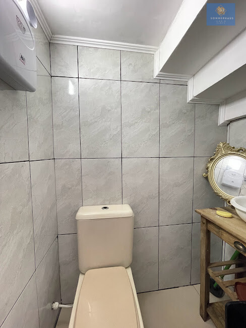 Casa à venda com 4 quartos, 200m² - Foto 11