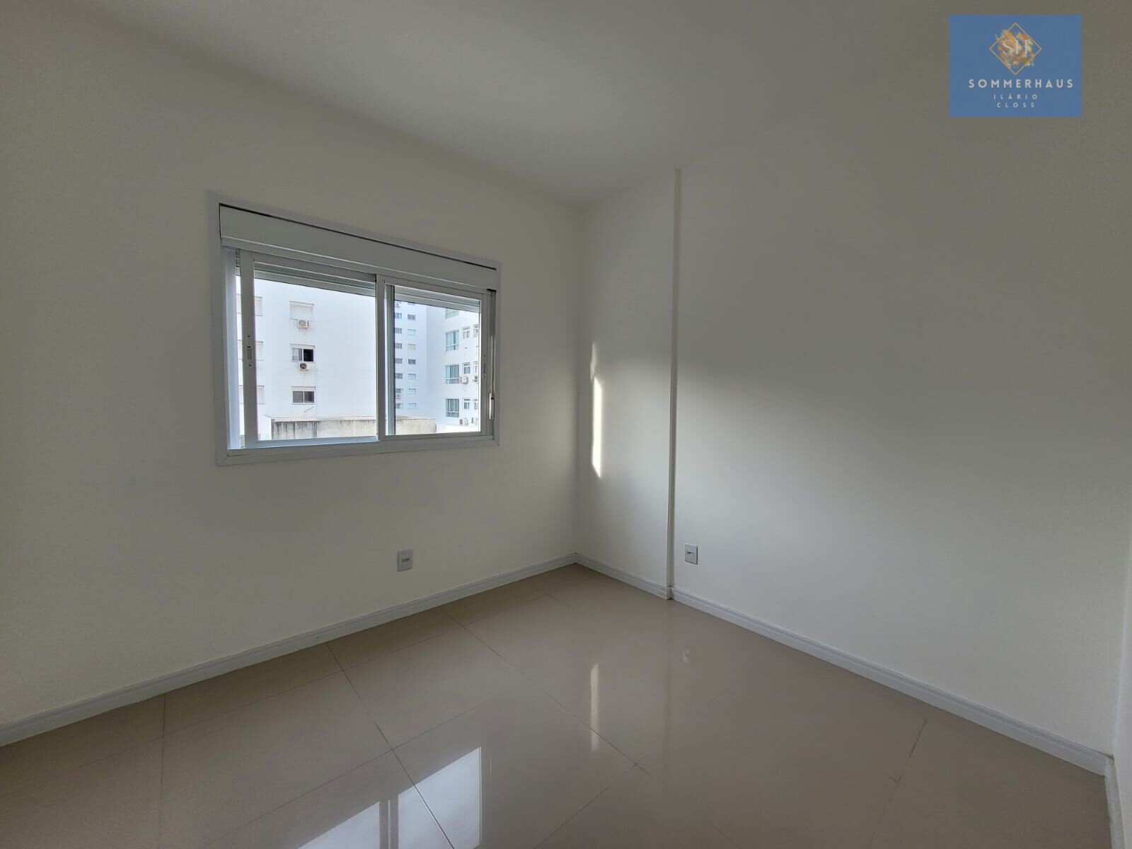 Apartamento à venda com 3 quartos, 117m² - Foto 12