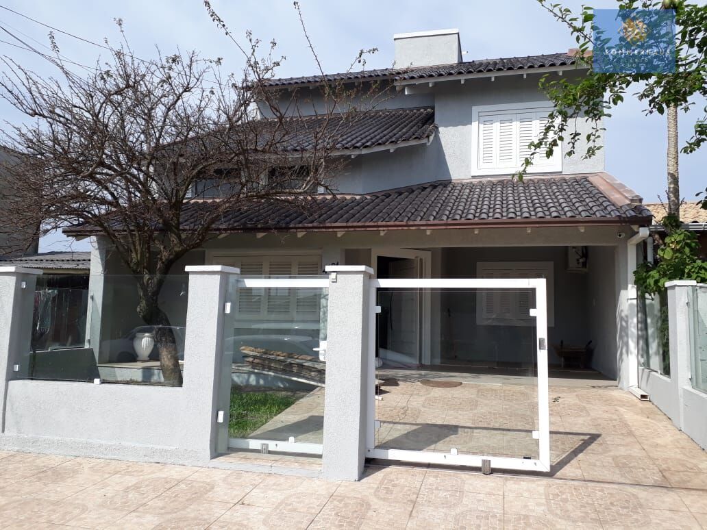 Casa à venda com 3 quartos, 170m² - Foto 1