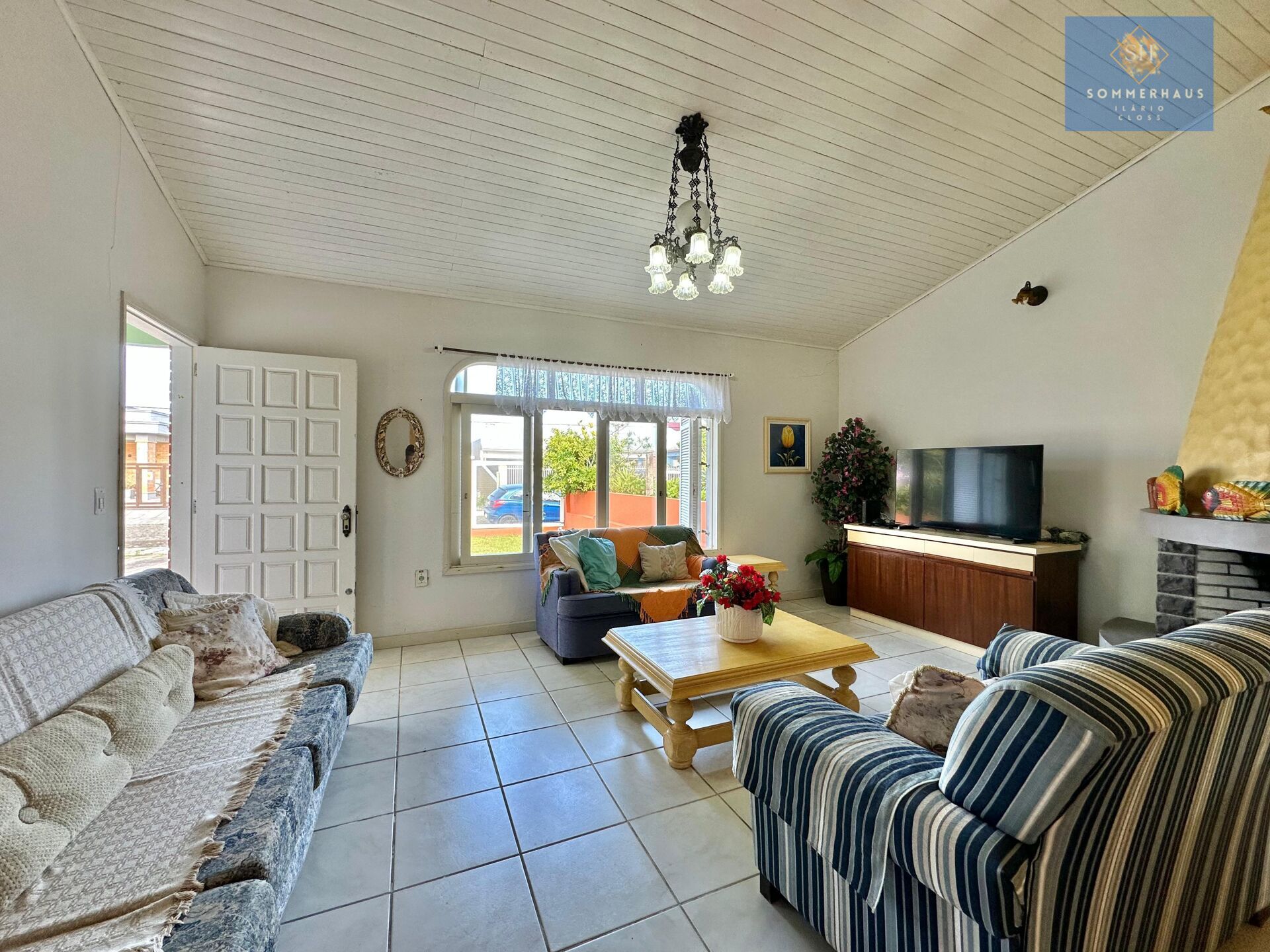 Casa, 5 quartos, 200 m² - Foto 2