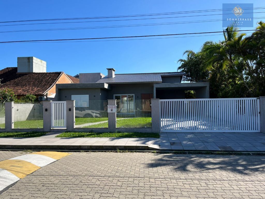 Casa, 4 quartos, 220 m² - Foto 1