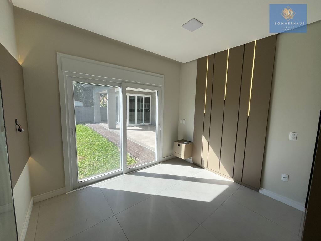 Casa, 4 quartos, 220 m² - Foto 39