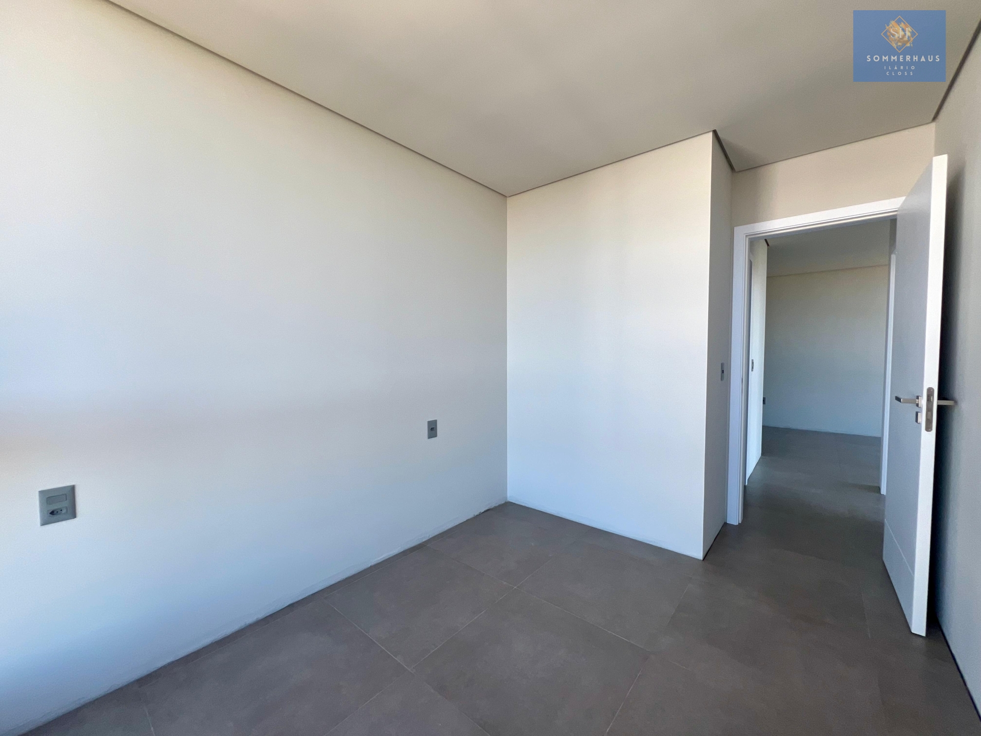 Apartamento à venda com 2 quartos, 57m² - Foto 12