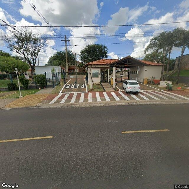 Imagem estática do "Street View" da localização