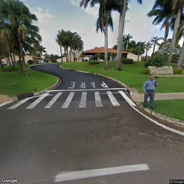 Imagem estática do "Street View" da localização