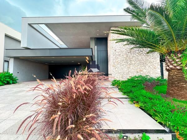 Casa à venda no Condomínio Golden Park Residence - Mirassol/SP