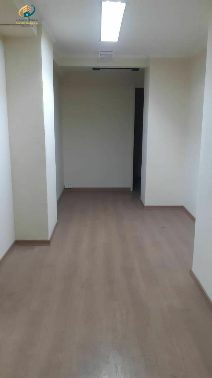 Conjunto Comercial-Sala para alugar com 6 quartos, 300m² - Foto 2