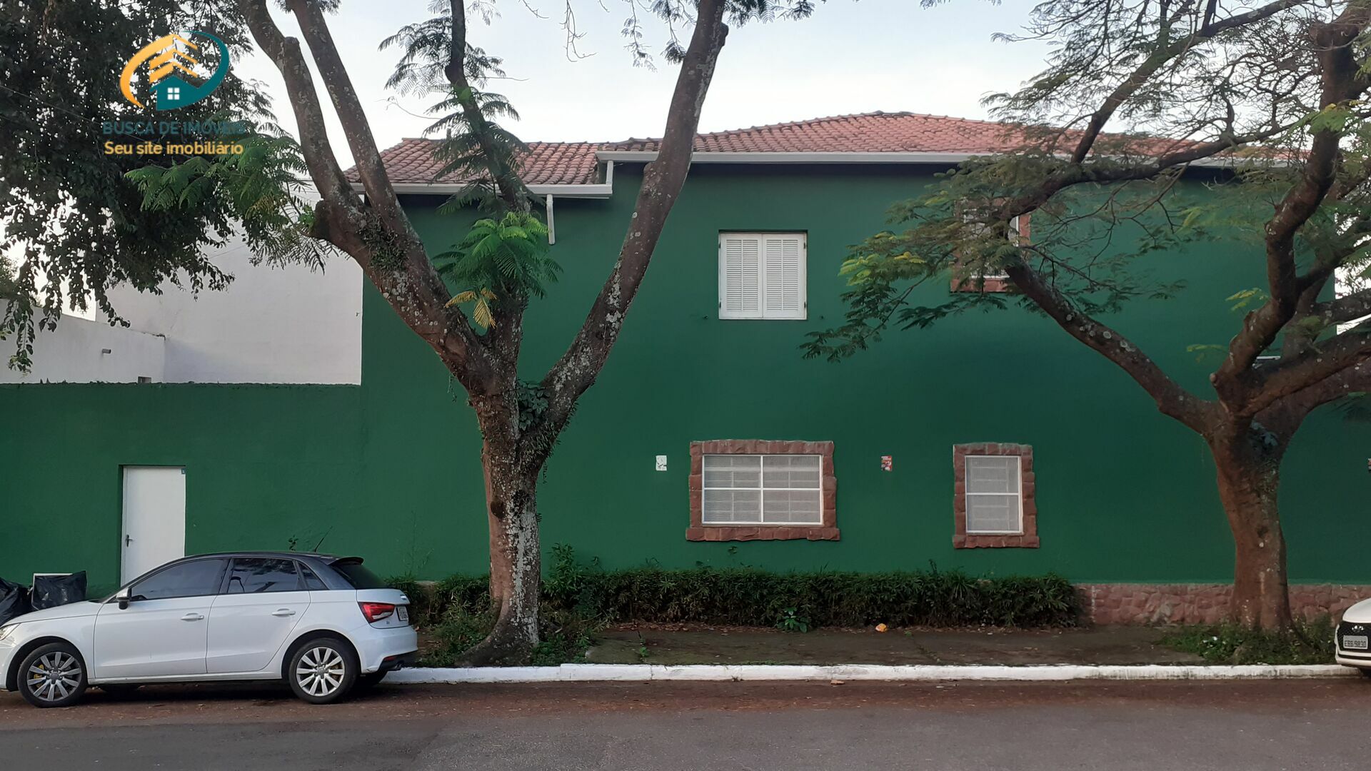 Sobrado à venda com 3 quartos, 200m² - Foto 1