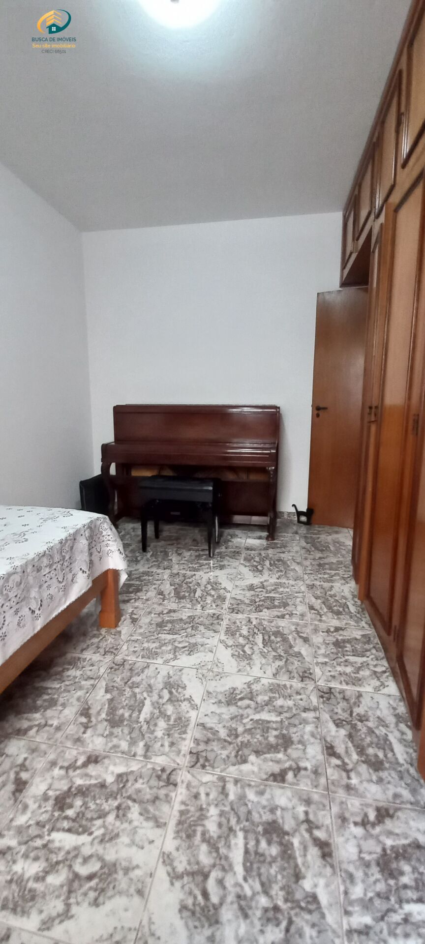 Casa à venda com 3 quartos, 240m² - Foto 16