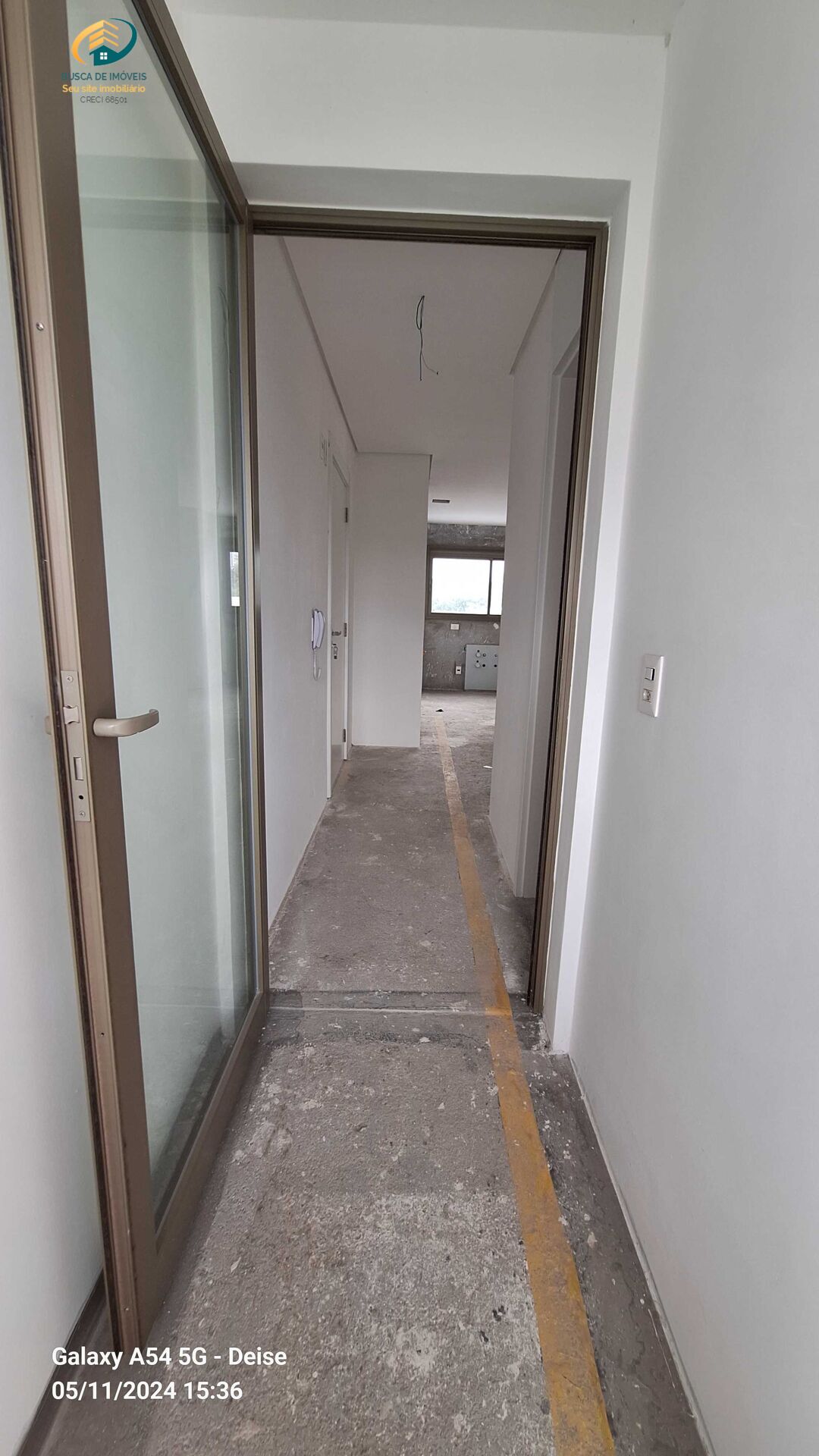 Apartamento à venda com 4 quartos, 230m² - Foto 4