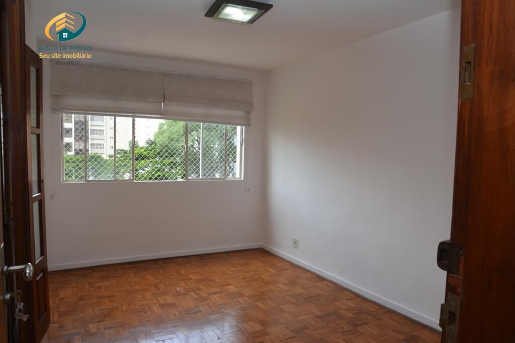 Apartamento para alugar com 3 quartos, 130m² - Foto 15