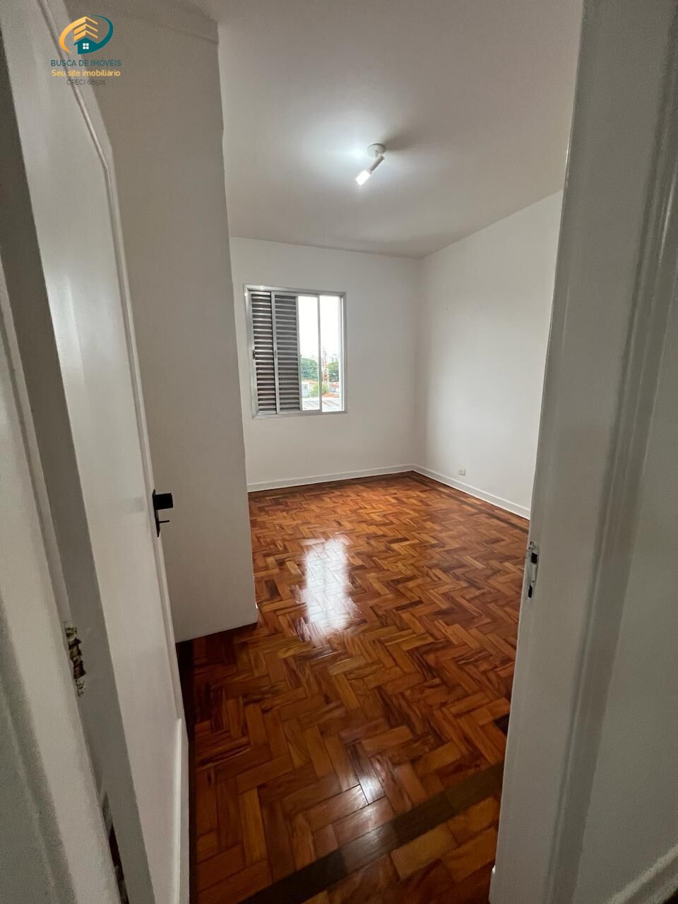 Apartamento para alugar com 3 quartos, 130m² - Foto 1