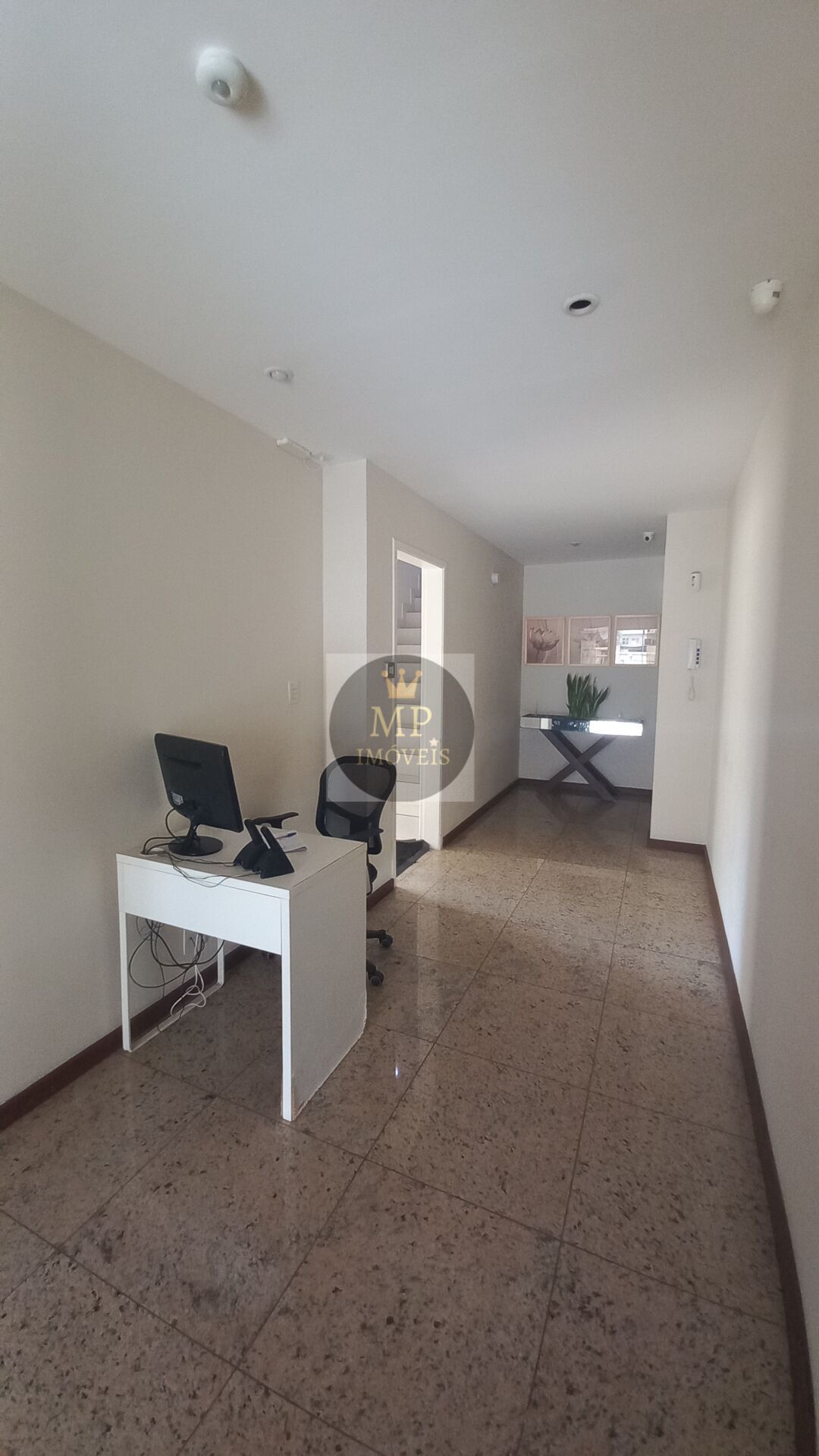 Apartamento à venda com 2 quartos, 87m² - Foto 29