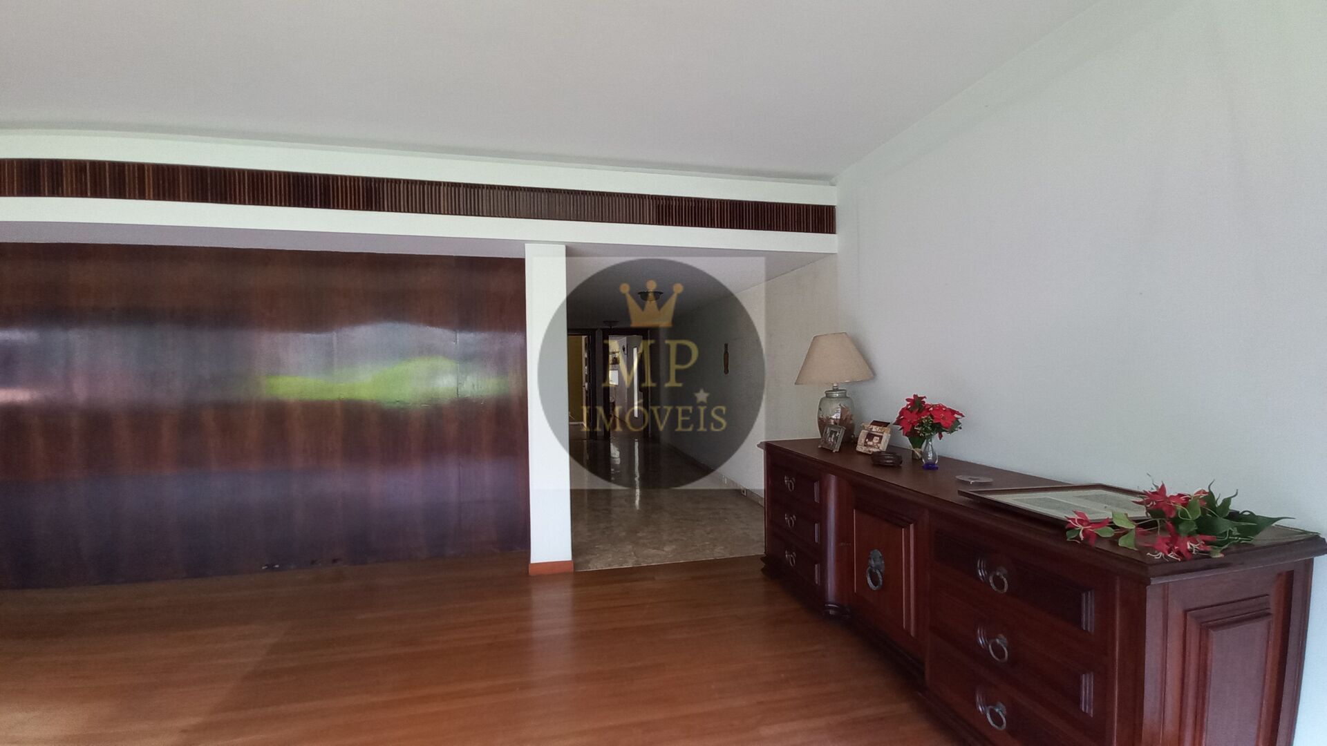 Apartamento à venda com 4 quartos, 204m² - Foto 4