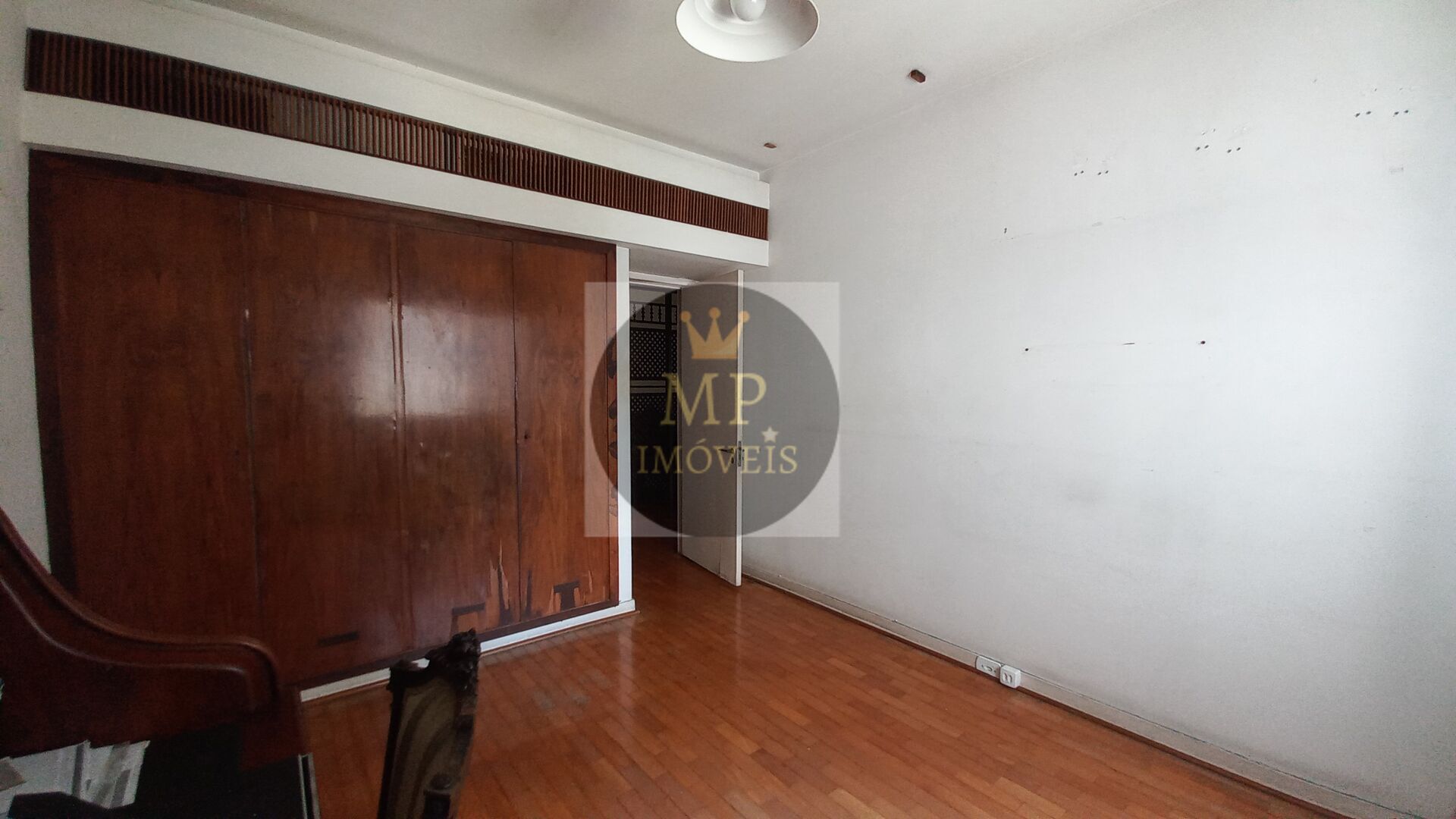 Apartamento à venda com 4 quartos, 204m² - Foto 18