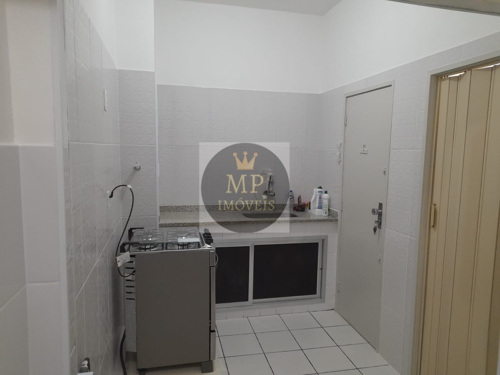 Apartamento à venda com 2 quartos, 70m² - Foto 6