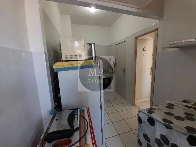 Apartamento à venda com 2 quartos, 70m² - Foto 7