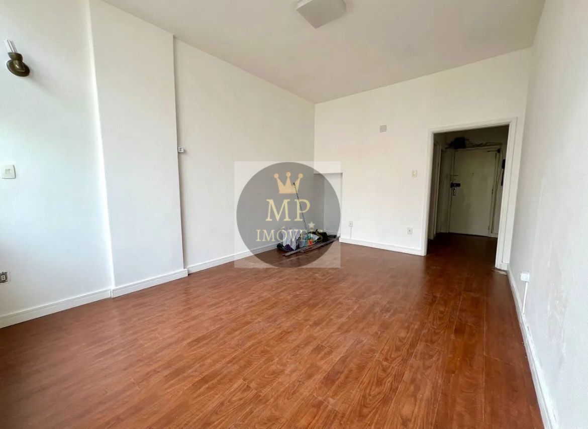 Apartamento à venda com 1 quarto, 28m² - Foto 1