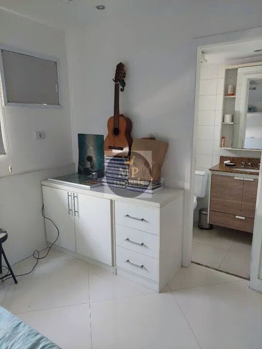 Apartamento à venda com 3 quartos, 75m² - Foto 7