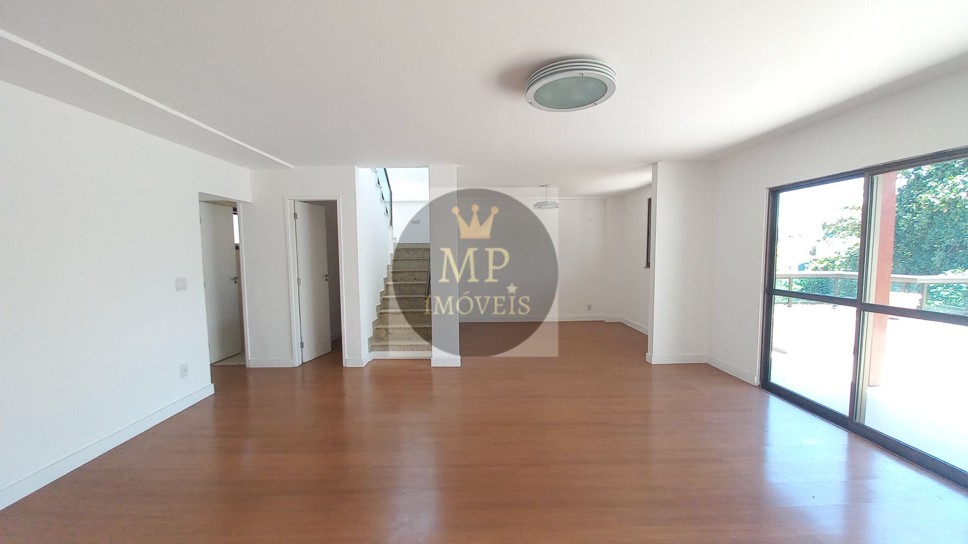 Cobertura à venda com 3 quartos, 360m² - Foto 3