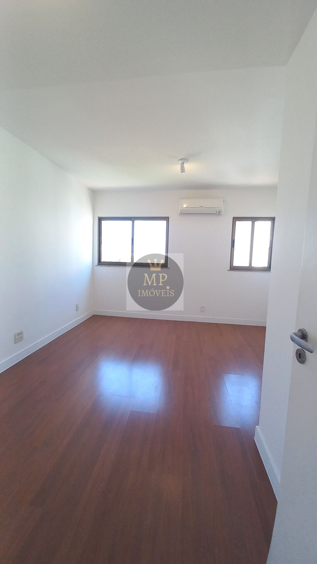 Cobertura à venda com 3 quartos, 360m² - Foto 19