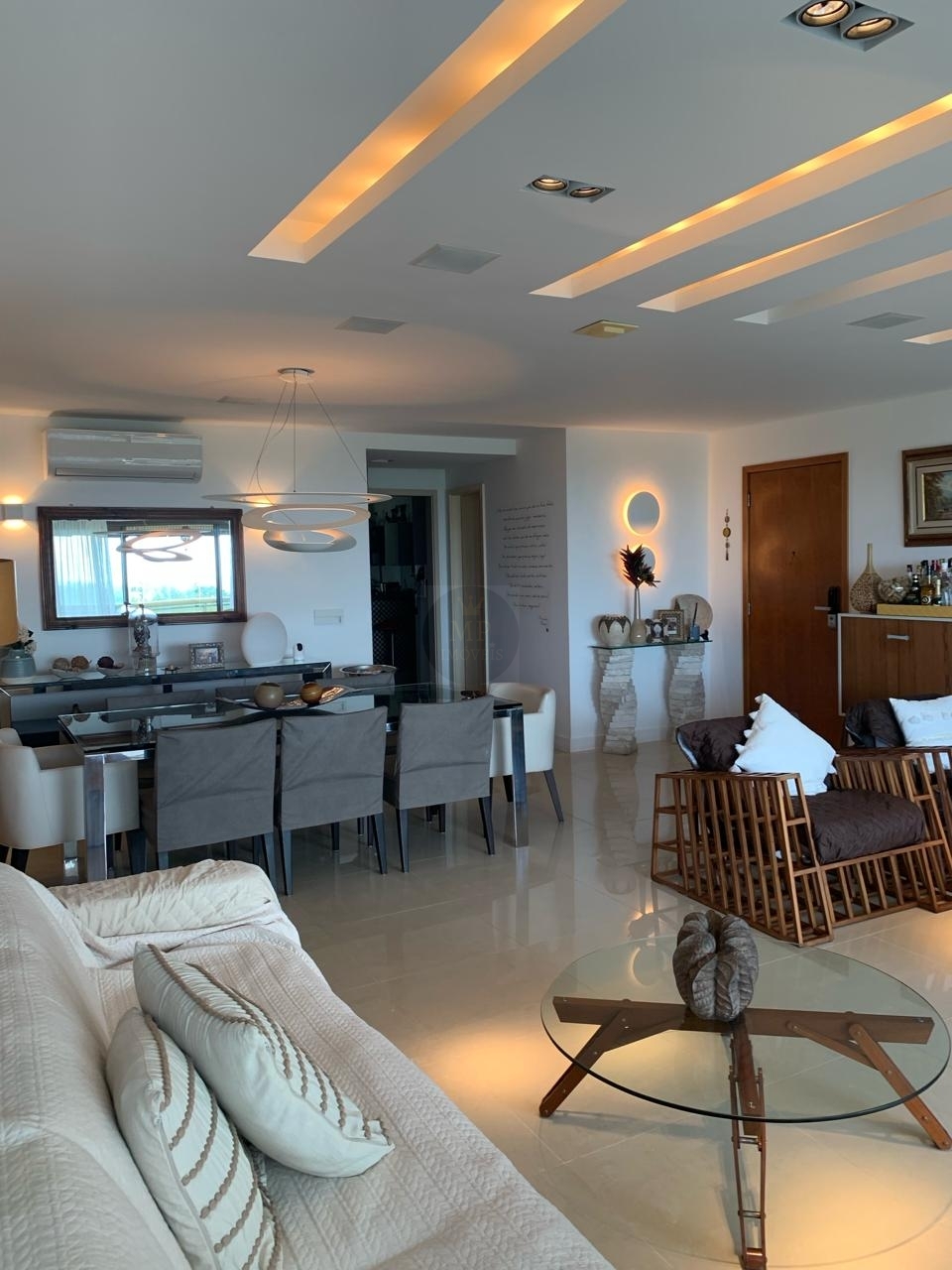 Apartamento, 4 quartos, 267 m² - Foto 1