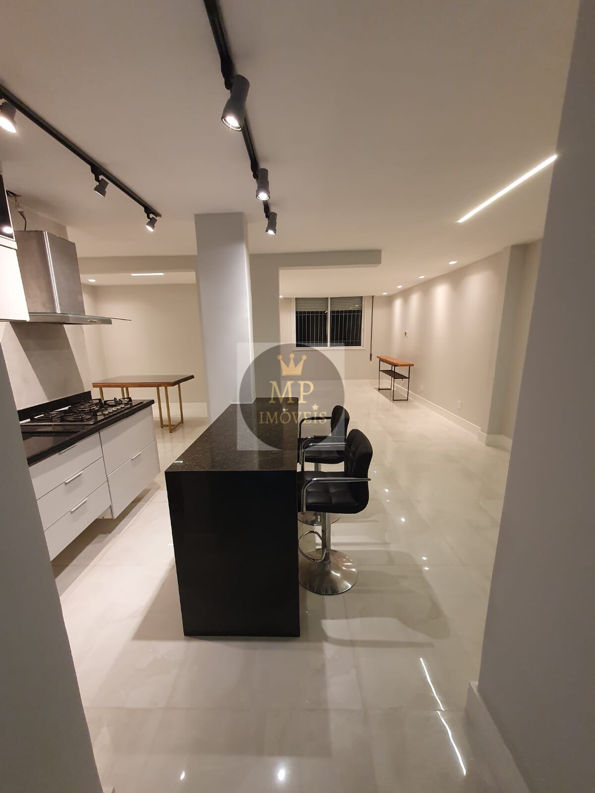 Apartamento à venda com 2 quartos, 116m² - Foto 6