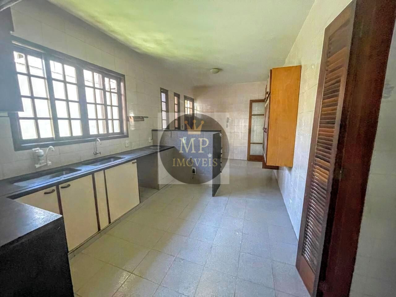 Casa à venda com 5 quartos, 473m² - Foto 9