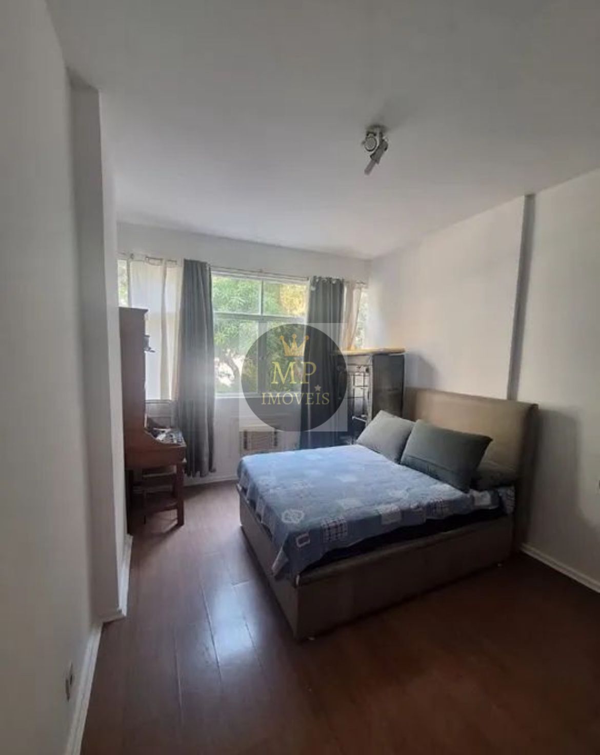 Apartamento à venda com 1 quarto, 32m² - Foto 1