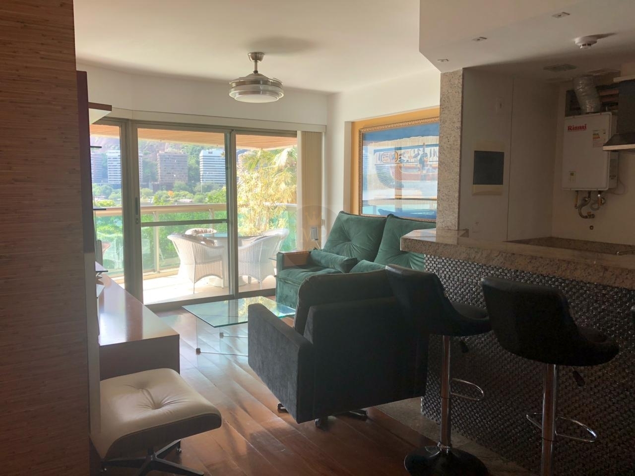 Apartamento à venda com 2 quartos, 91m² - Foto 1