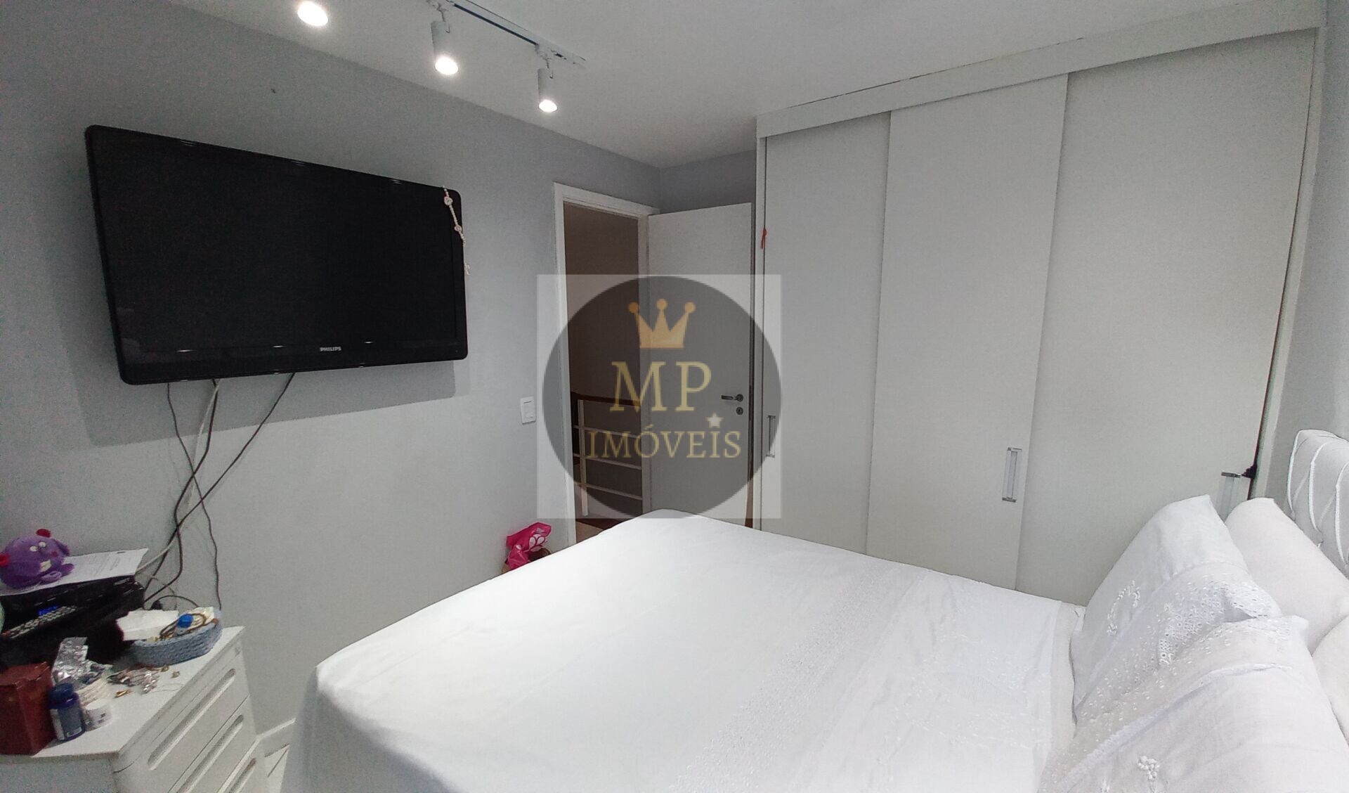 Apartamento à venda com 3 quartos, 106m² - Foto 19