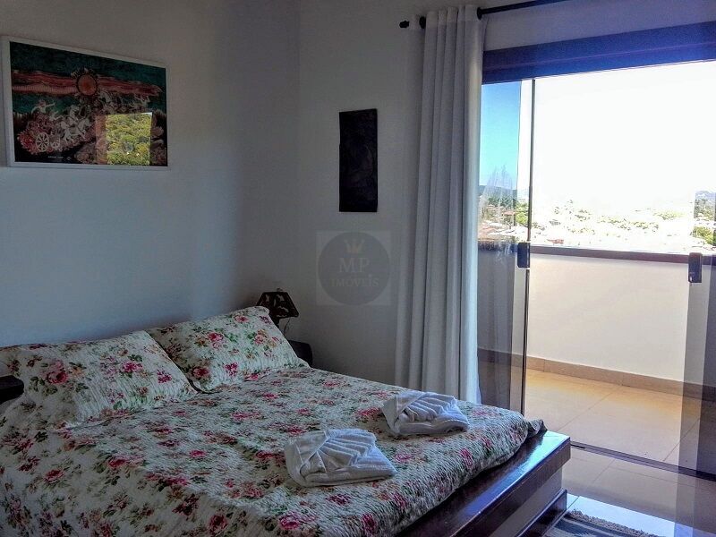 Casa à venda com 5 quartos, 205m² - Foto 19