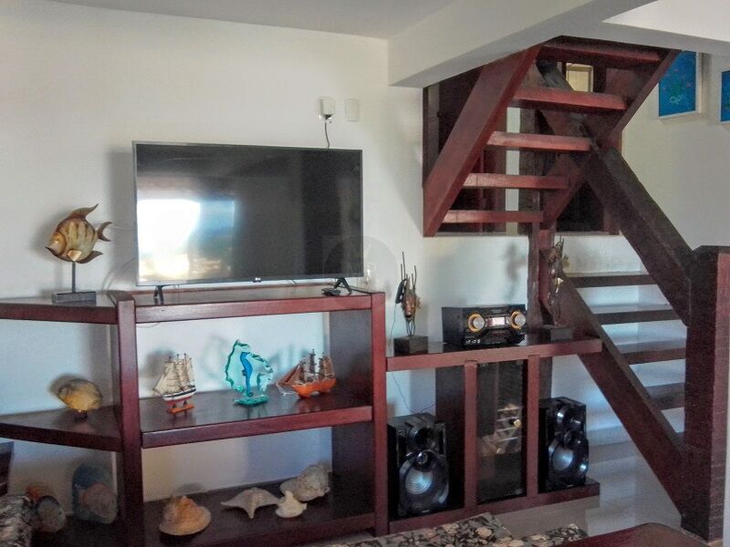 Casa à venda com 5 quartos, 205m² - Foto 14