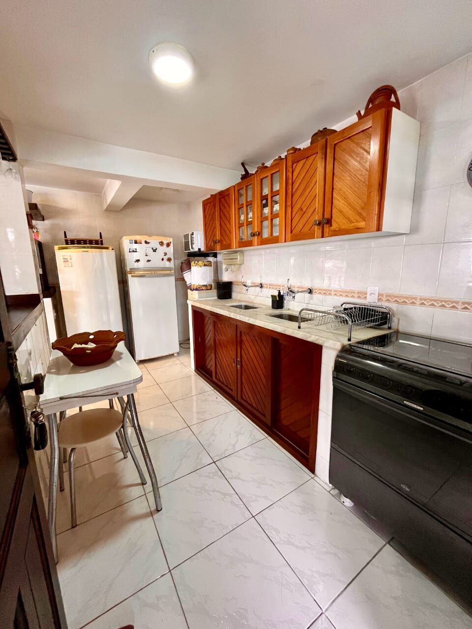 Casa à venda com 5 quartos, 205m² - Foto 9