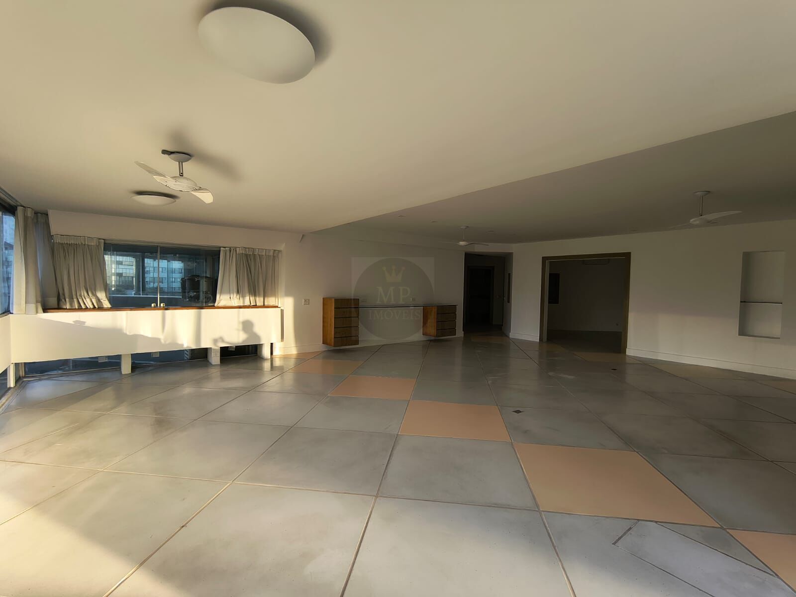 Apartamento, 4 quartos, 300 m² - Foto 1