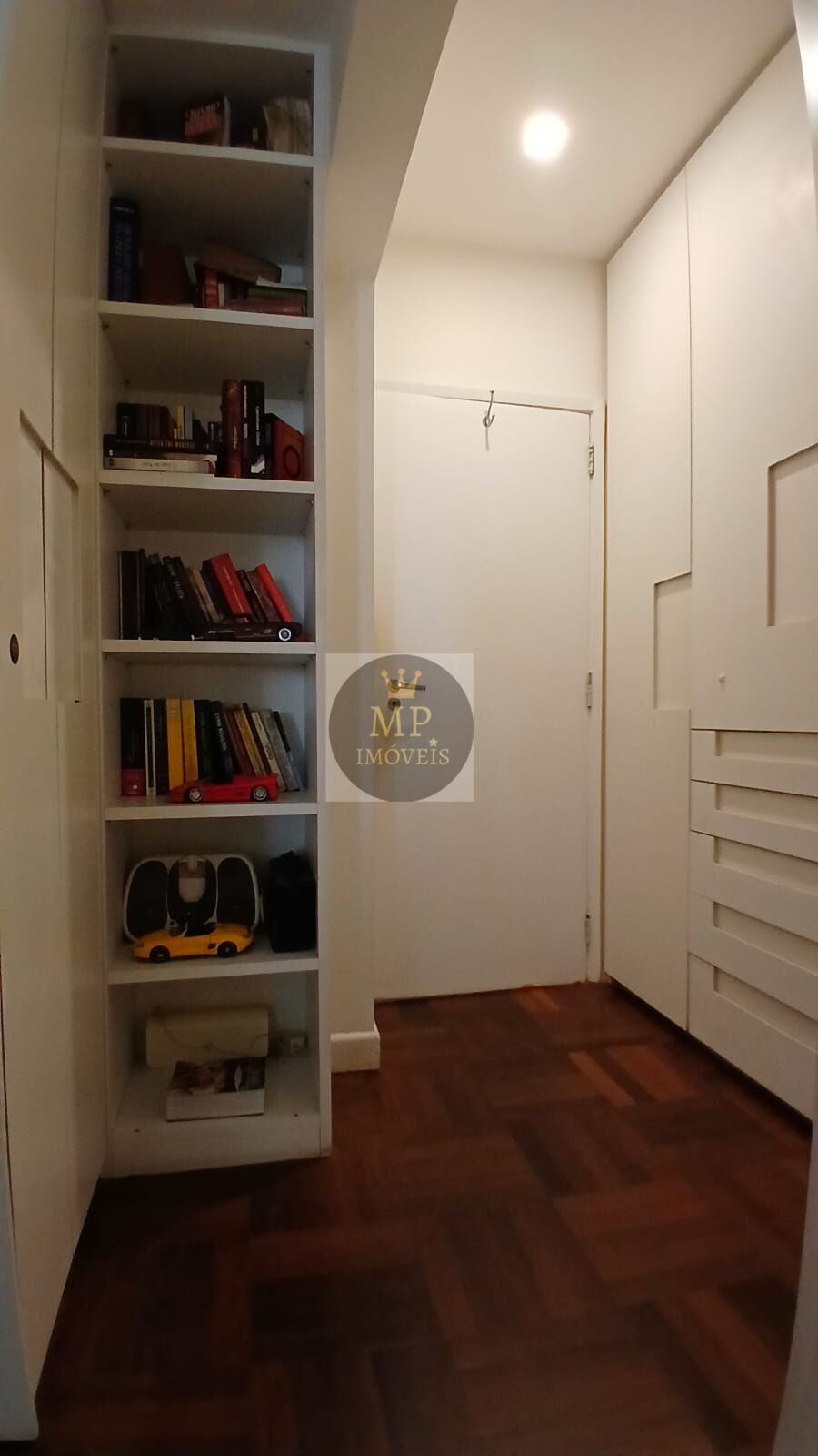 Apartamento à venda com 4 quartos, 160m² - Foto 19